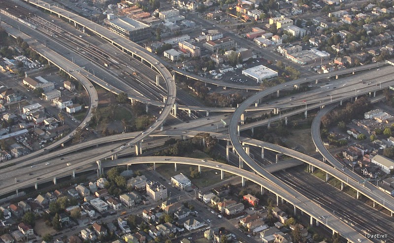 Echangeur autoroutes 580 et 980