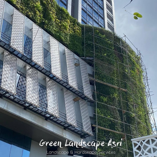 Vertical Garden Surabaya | Jasa Kontraktor Taman Vertikal Terbaik & Bergaransi