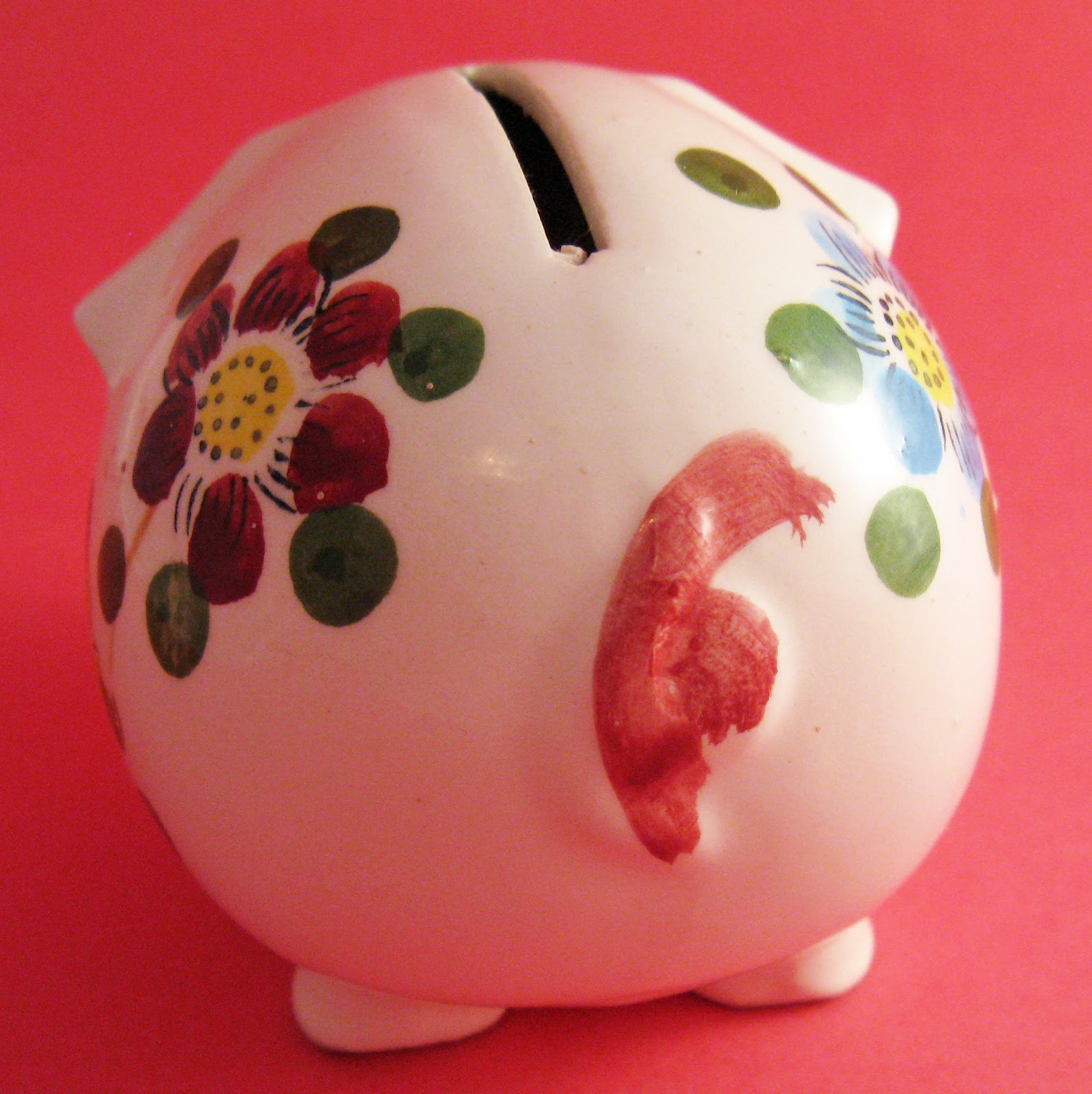 Blog Faced Girl: Vintage Finds - Piggy Bank