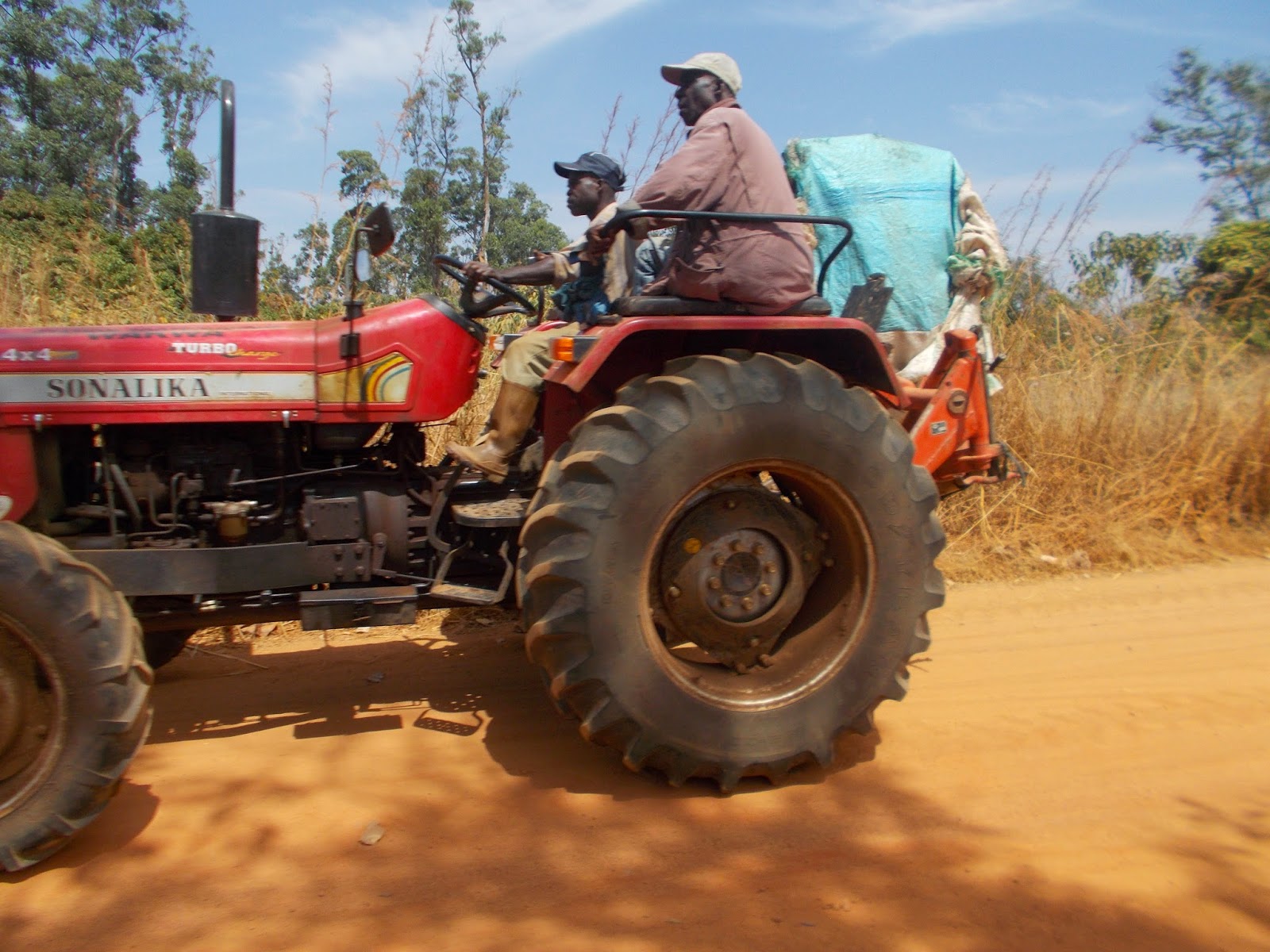 Lights, Cameroon, Action Photos from my post in BekaHosséré