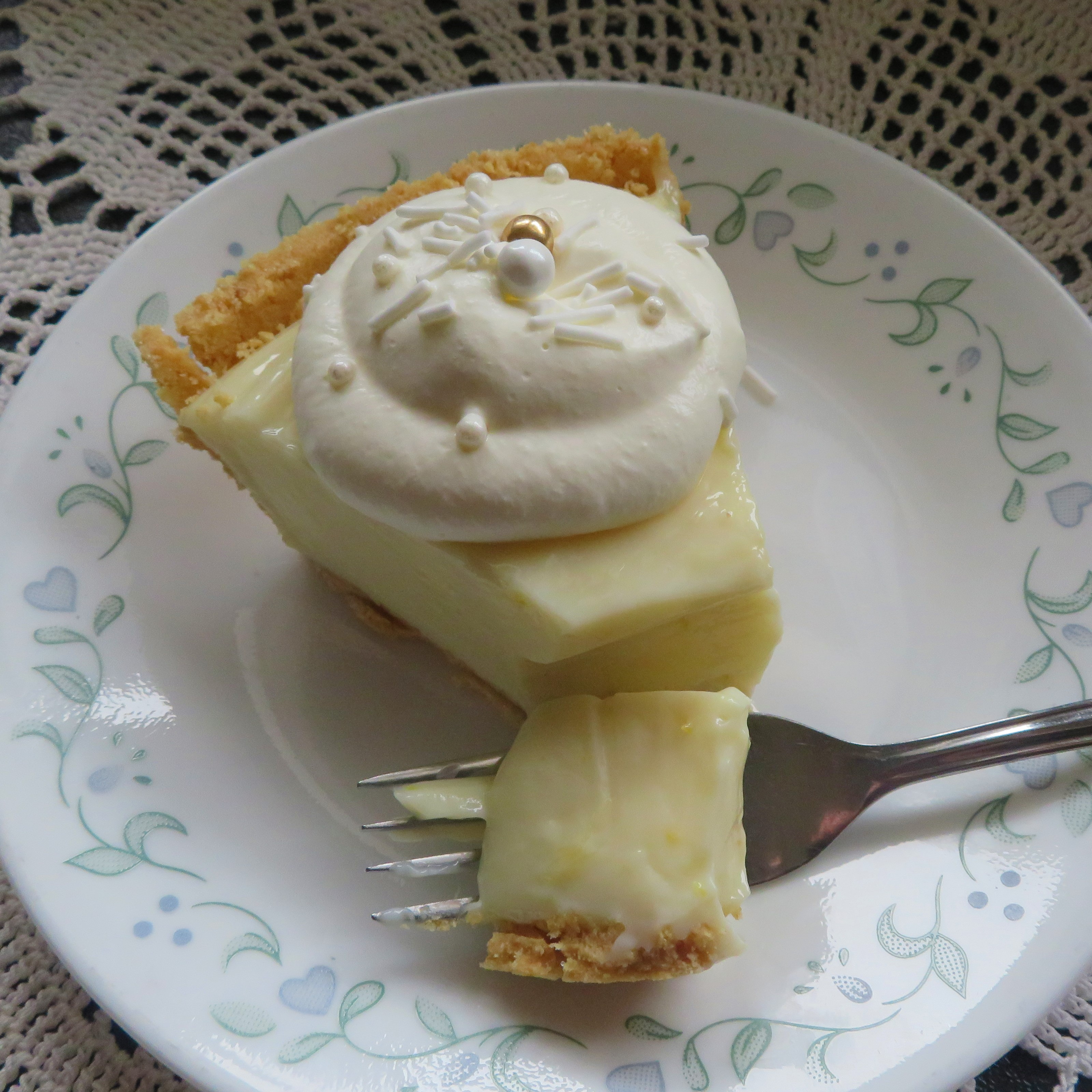 Old Fashioned Lemon Icebox Pie The English Kitchen