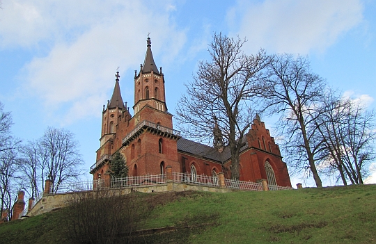 Kościół Wniebowzięcia Najświętszej Maryi Panny w Rzepienniku Biskupim