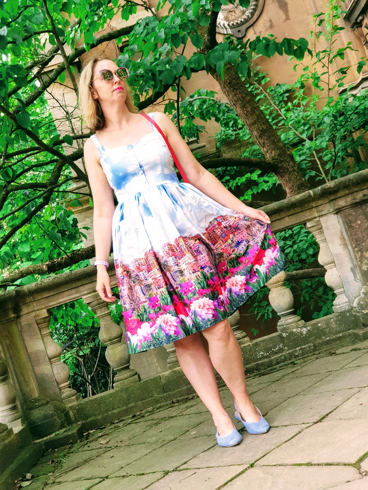Vintage Afternoon Tea Dress: Over 40 Style | Claire's World