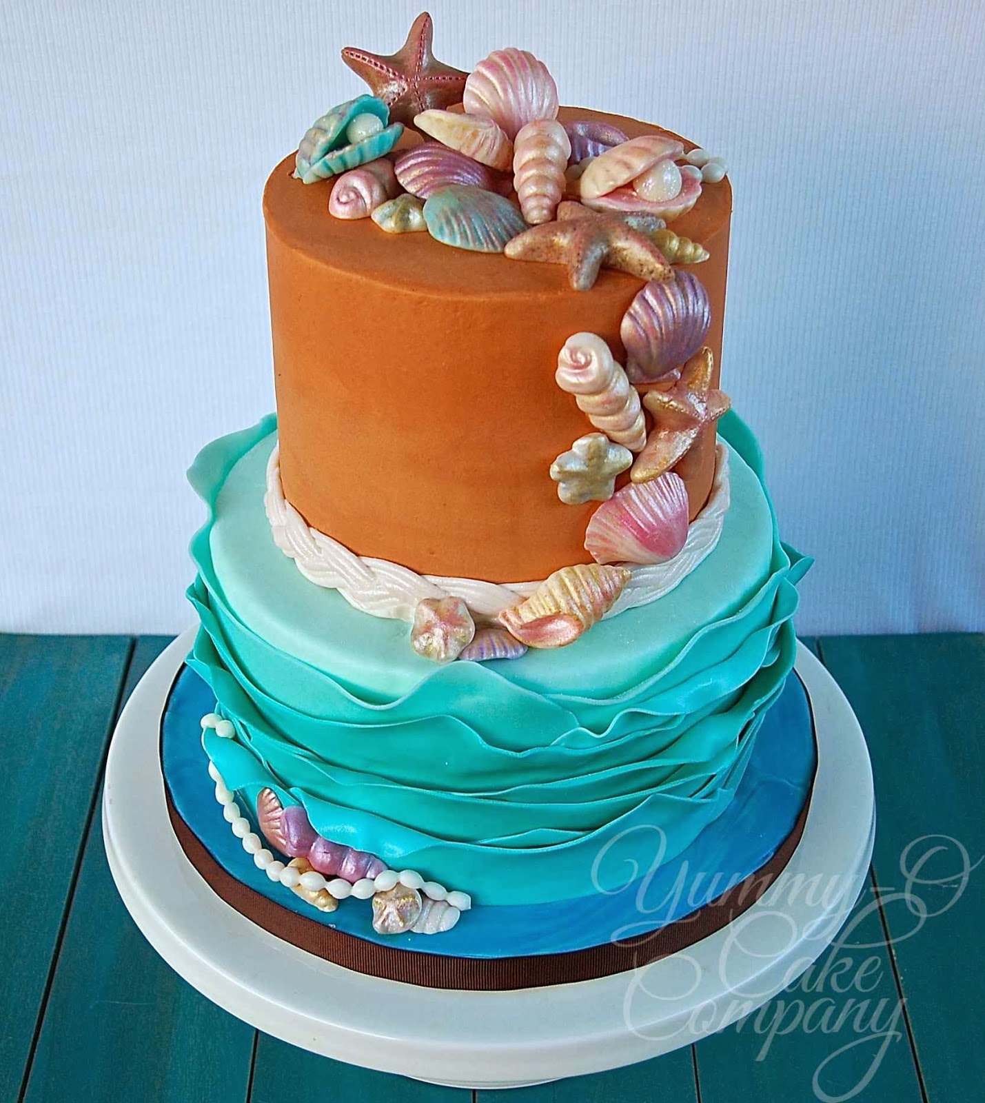 The Sweet, The Sassy and The Blur Seashell Cake