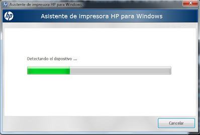 Asistente de impresoras HP para Windows detectando los dispositivos.