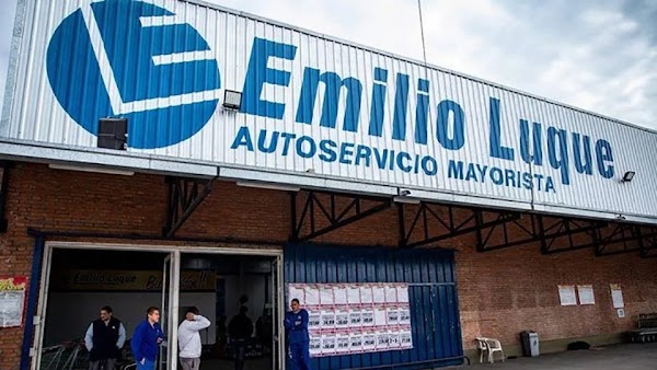Supermercados Luque despidió 1200 trabajadores y pagará solo el 60 por ciento de indemnización Supermercados Luque despidió 1200 trabajadores y pagará solo el 60 por ciento de indemnización