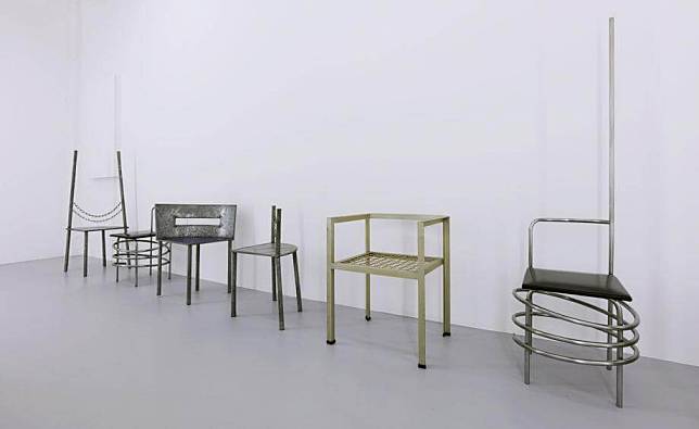 Exhibition of chairs designed by Rei Kawakubo-LICHT