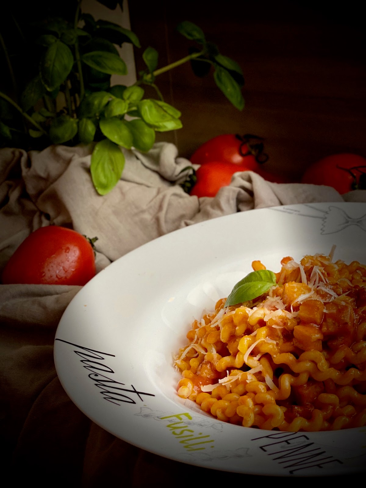 Pasta fusilli lunghi all'amatriciana