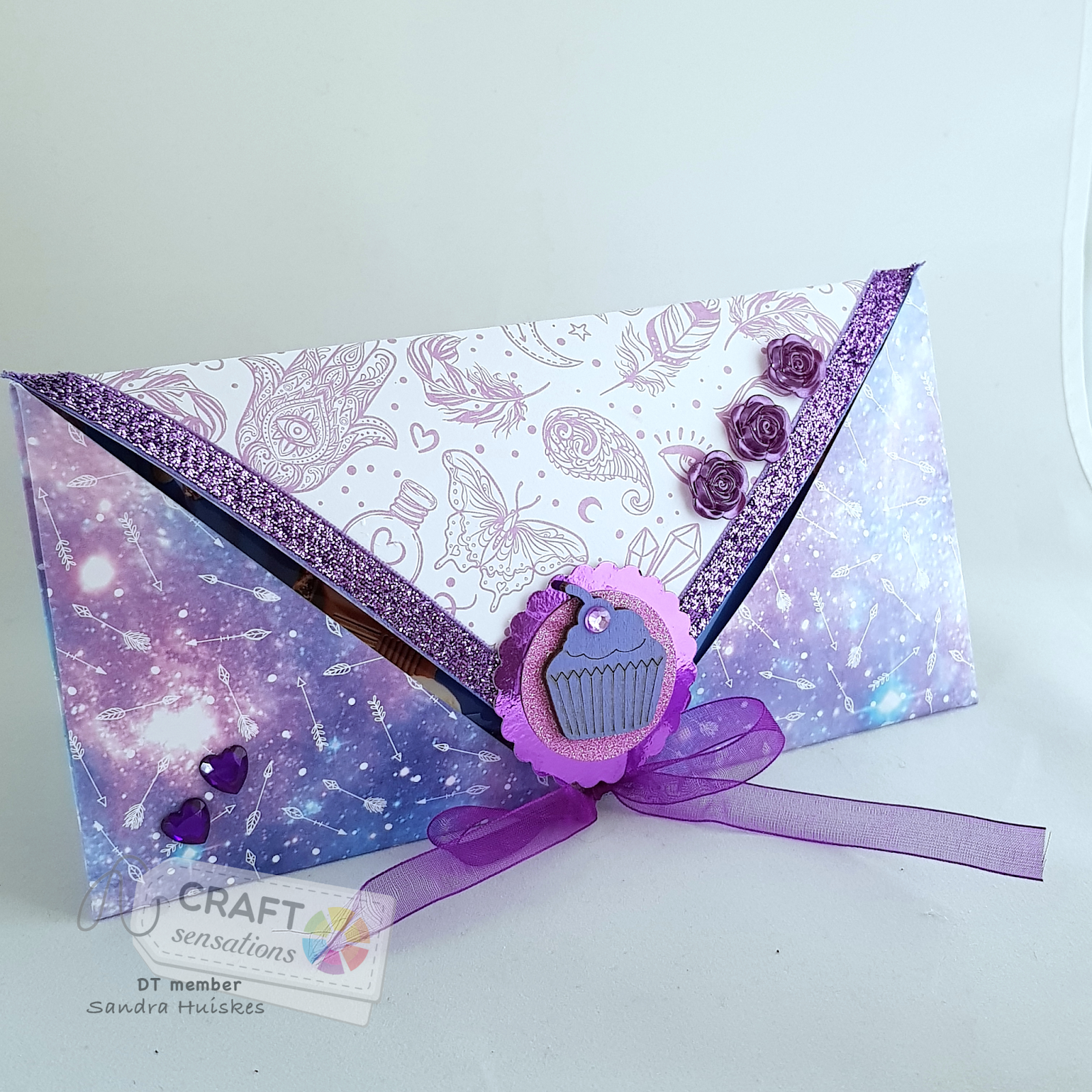 Craft Sensations: Cadeau enveloppen - maak op die oude paperpads!