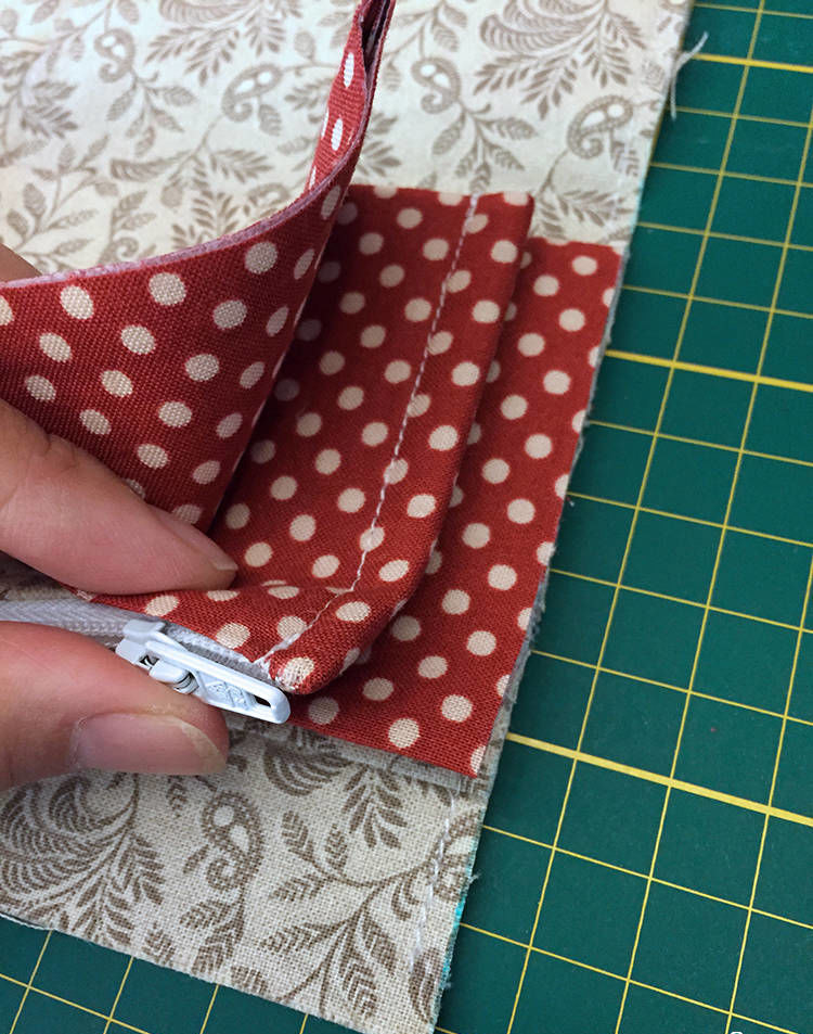 Frame Accordion Wallet Tutorial DIY Tutorial Ideas!