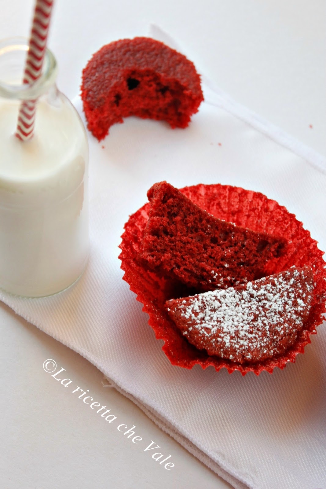 red velvet muffin