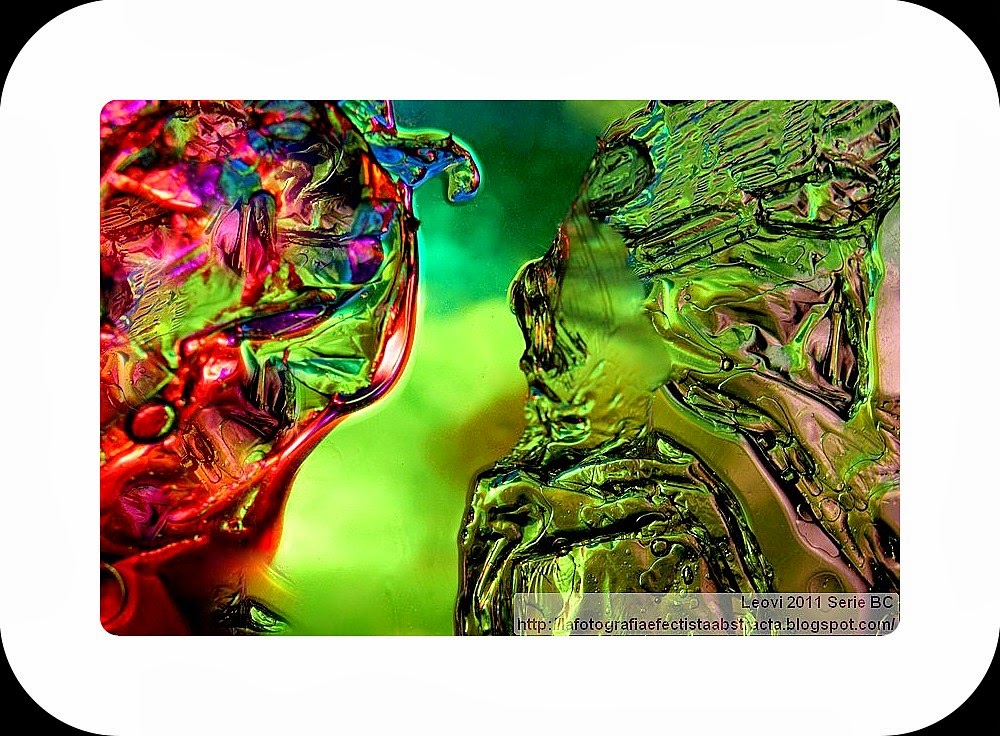 Foto Abstracta 2995 Extraña Atracción - Strange Attraction Foto Abstracta 2995 Extraña Atracción - Strange Attraction