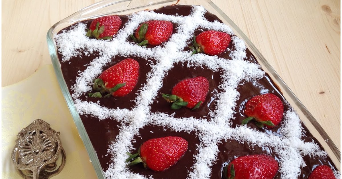 ORTADA KARIŞIK ÇİKOLATA SOSLU MUHALLEBİLİ PASTA NASIL YAPILIR