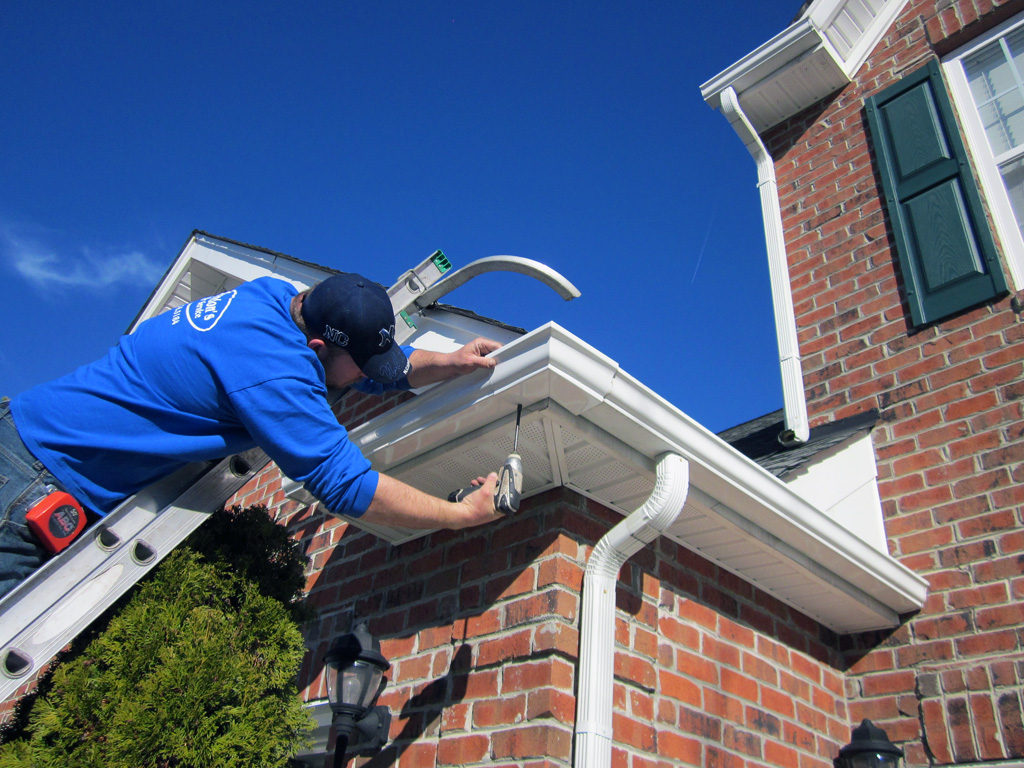 Why Should You Hire a Professional Gutter Repair Long Island? All