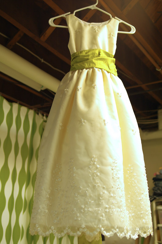 Flower Girl, Jr. Bridesmaid Dress Sewing Pattern Simplicity 7082