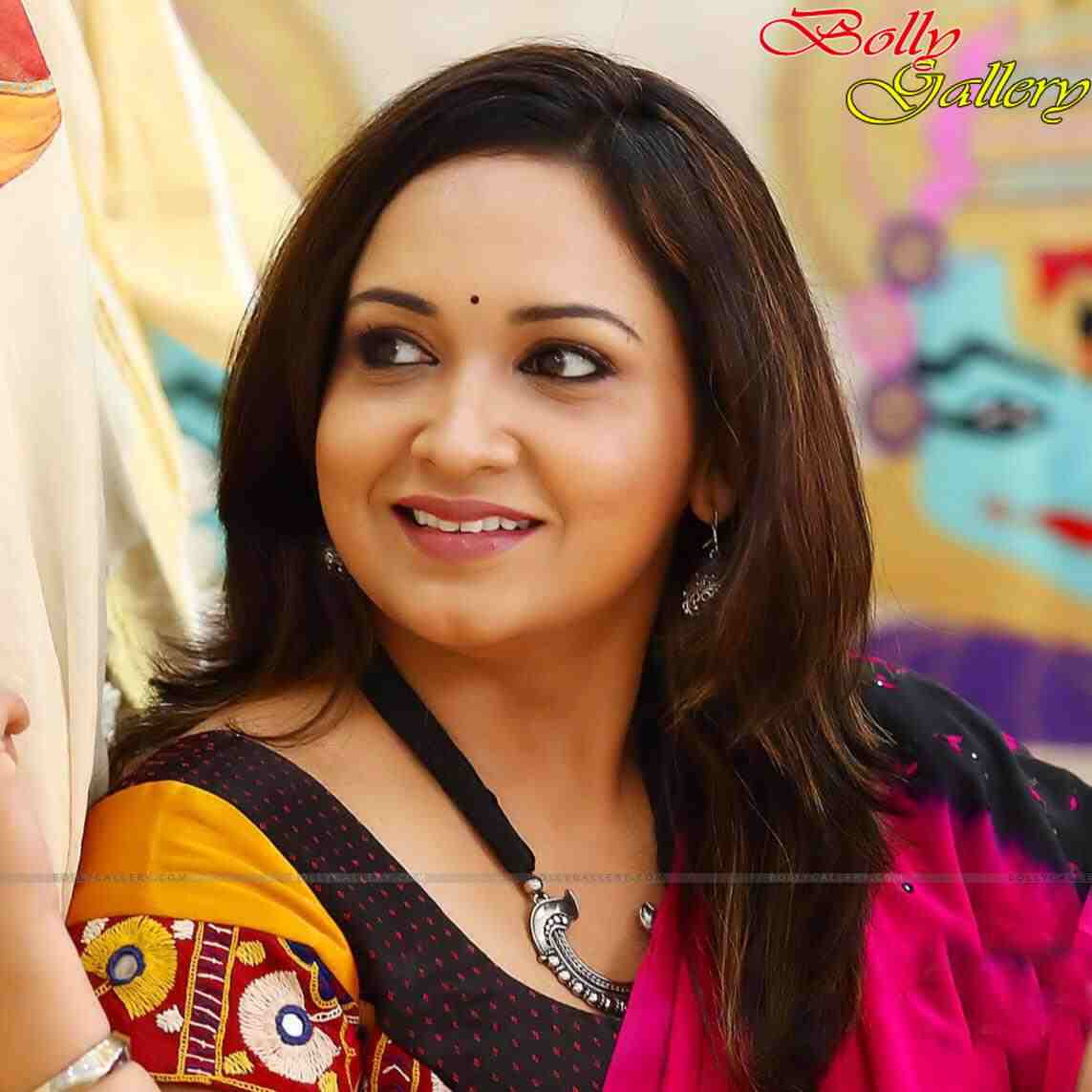 Fame hot pics of mallu actress Lena Fame hot pics of mallu actress Lena