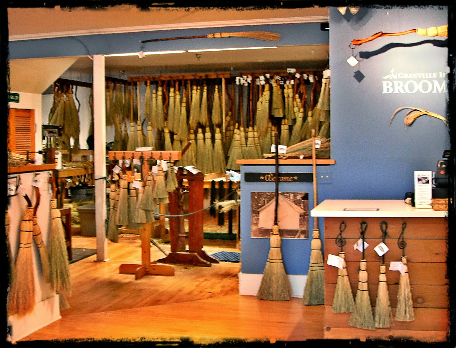 traveling artist Pacific Northwest 2013