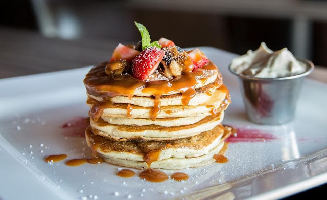 sweet and sugary American pancakes