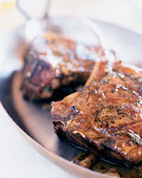 Costeletas de Vitela Grelhadas com Pepino Recheado