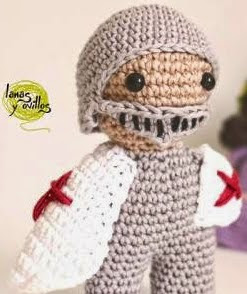 http://lanasyovillos.com/amigurumis/caballero