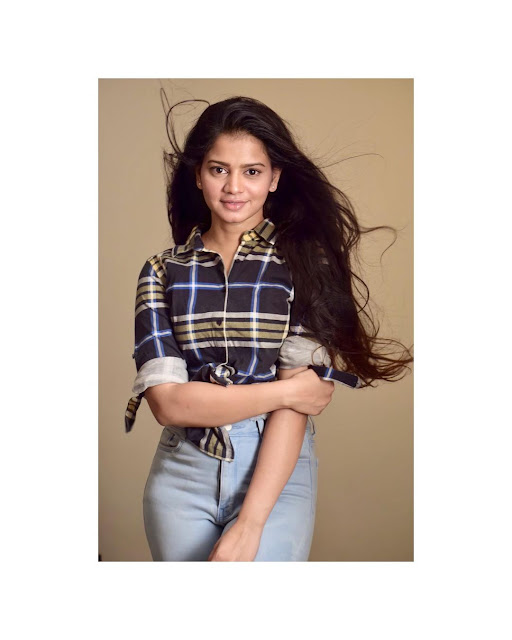 Heroshini Komali  (Indian Actress) Wiki, Biography, Age, Height, Family, Career, Awards, and Many More