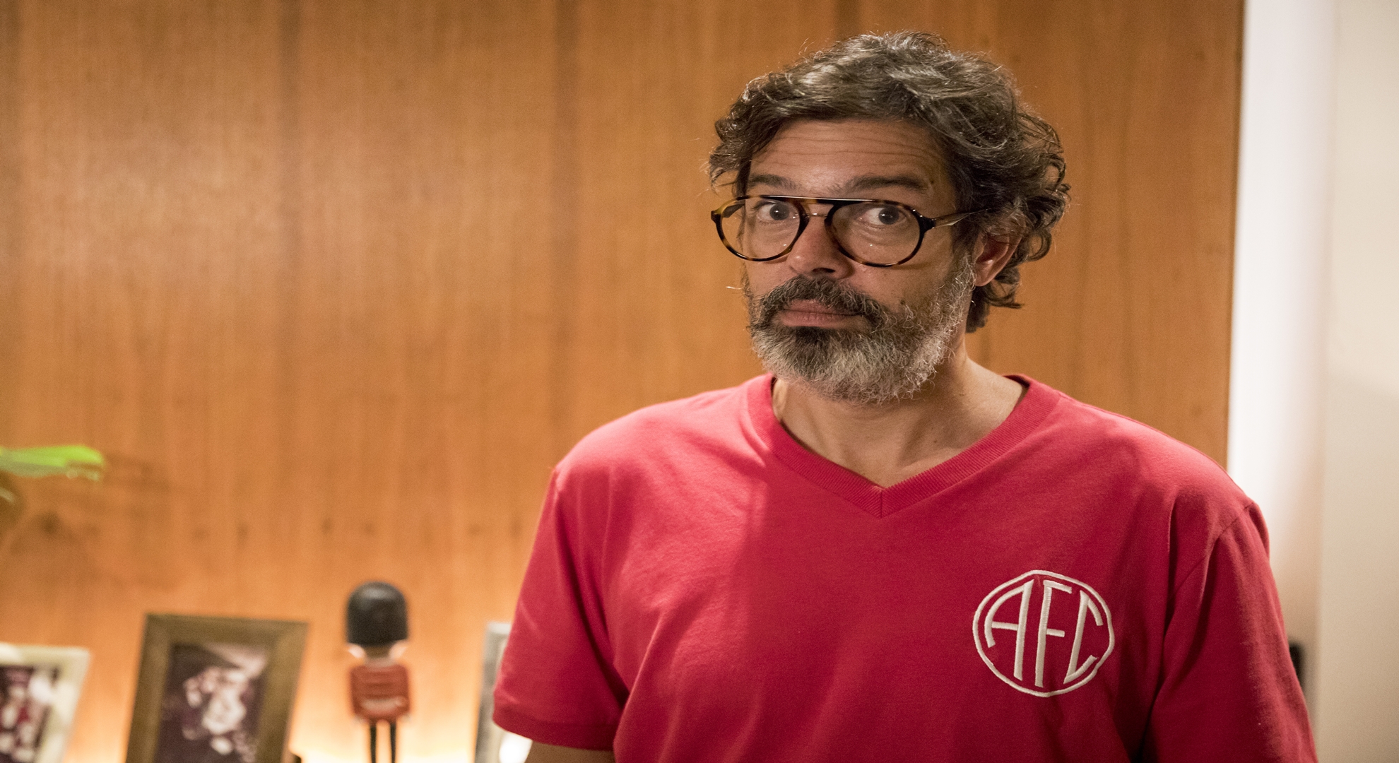 Murilo (Bruno Mazzeo) está de volta com seu ‘Diário de um Confinado – Episódio Especial’, exclusivo para o Globoplay Murilo (Bruno Mazzeo) está de volta com seu ‘Diário de um Confinado – Episódio Especial’, exclusivo para o Globoplay