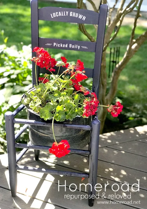 DIY Beautiful stenciled outdoor chair planter