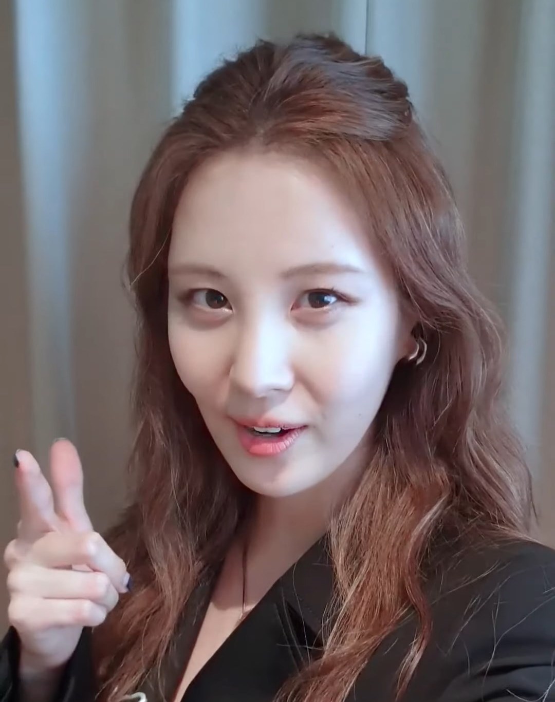 SNSD Seohyun calls fans about 'Private Lives' pilot episode