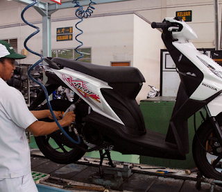 Trik dan Tutorial Meperbuat Servis Ringan Pada Motor Trik dan Tutorial Meperbuat Servis Ringan Pada Motor