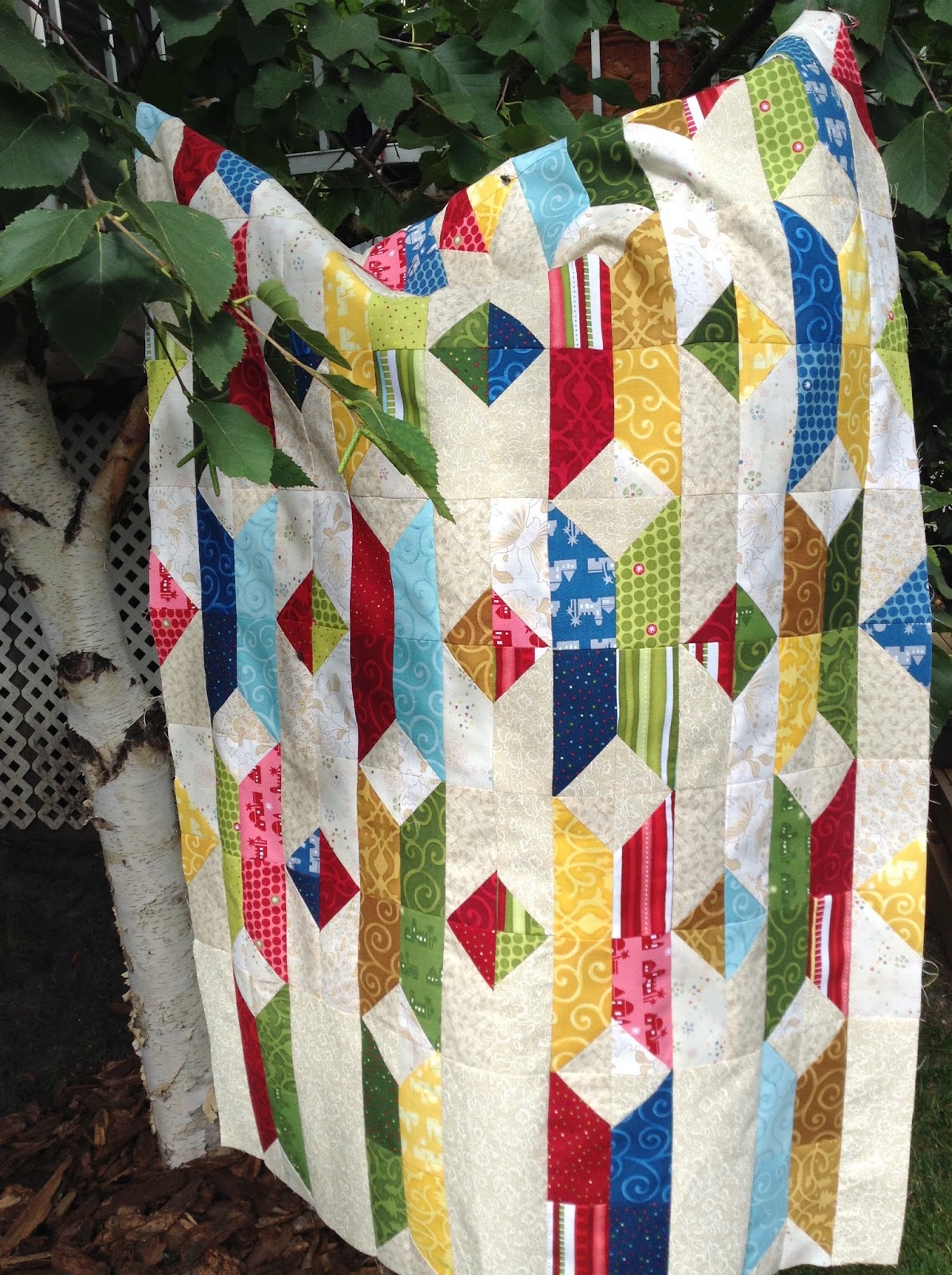 QUILTERS...ENJOY COLOUR! : Split Triangle Row Quilt (Step 2)