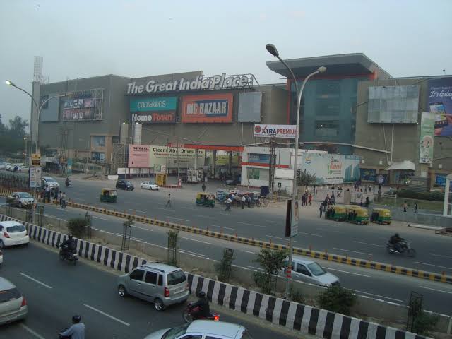 the great place biggest mall in the india