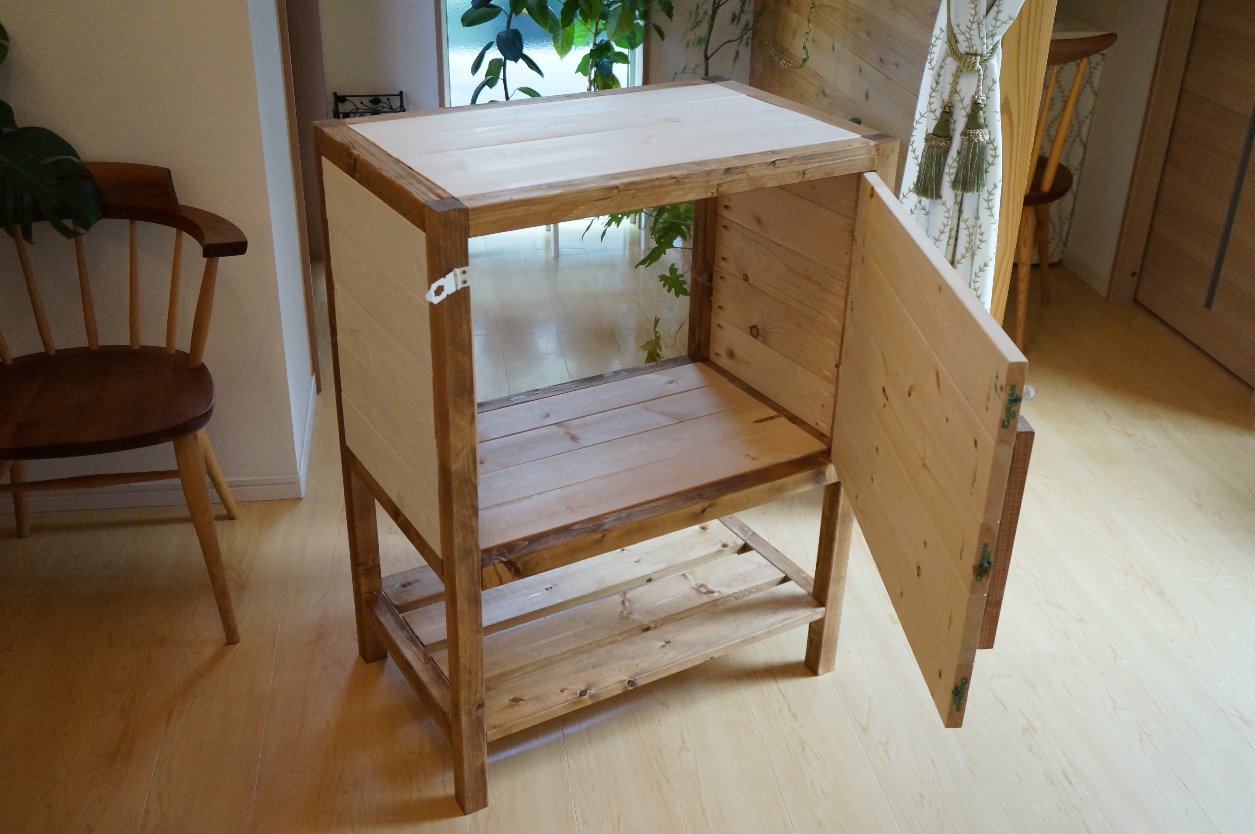 Something Good by DIY ： 手作りのステキな何か 木工DIY 宅配ボックス 完成写真公開 ： これで再配達減らせます。
