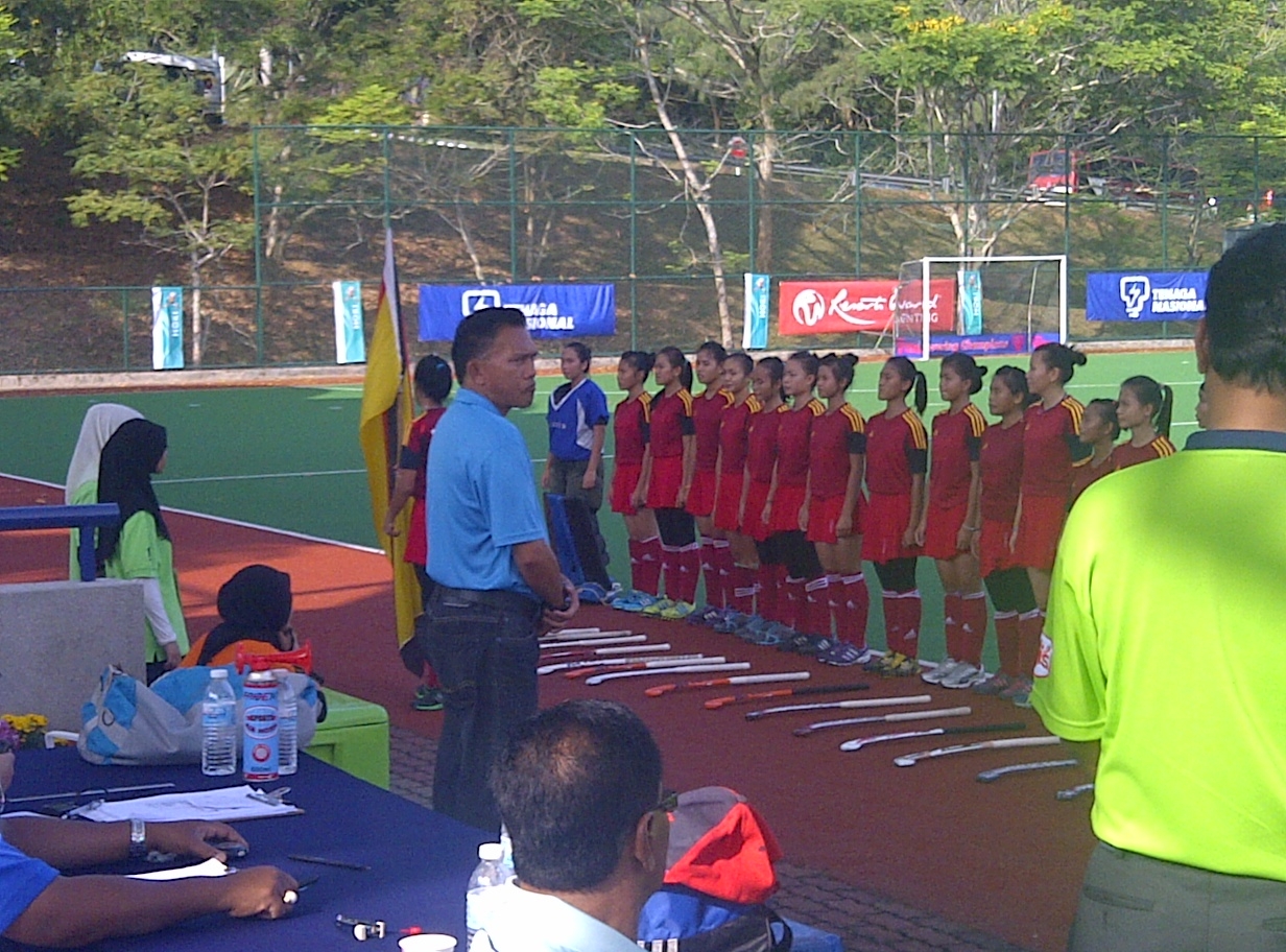 Ibu Negeri In English / A counterintuitive approach to living a good life.