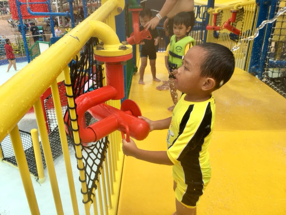 Pengalaman Di Legoland Malaysia Water Park And Theme Park Maria Firdaus
