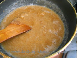 step 3 of making wheat flour halwa