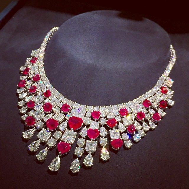 Rubies diamond necklace