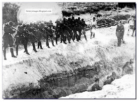 Einsatzgruppen firing squad