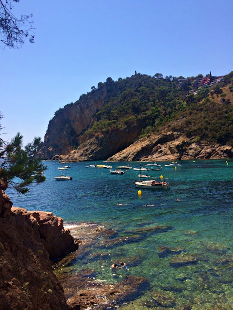 Gdzie na plażę? - top 3 urokliwych miejsc na Costa Brava w hiszpańskim regionie Katalonia? Costa Brava - jaką plażę wybrać? Najpiękniejsze plaże na Costa Brava w Hiszpanii. 