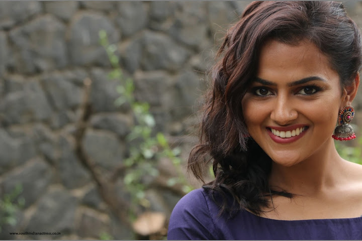 Shraddha Srinath at Vikram Vedha Press Meet