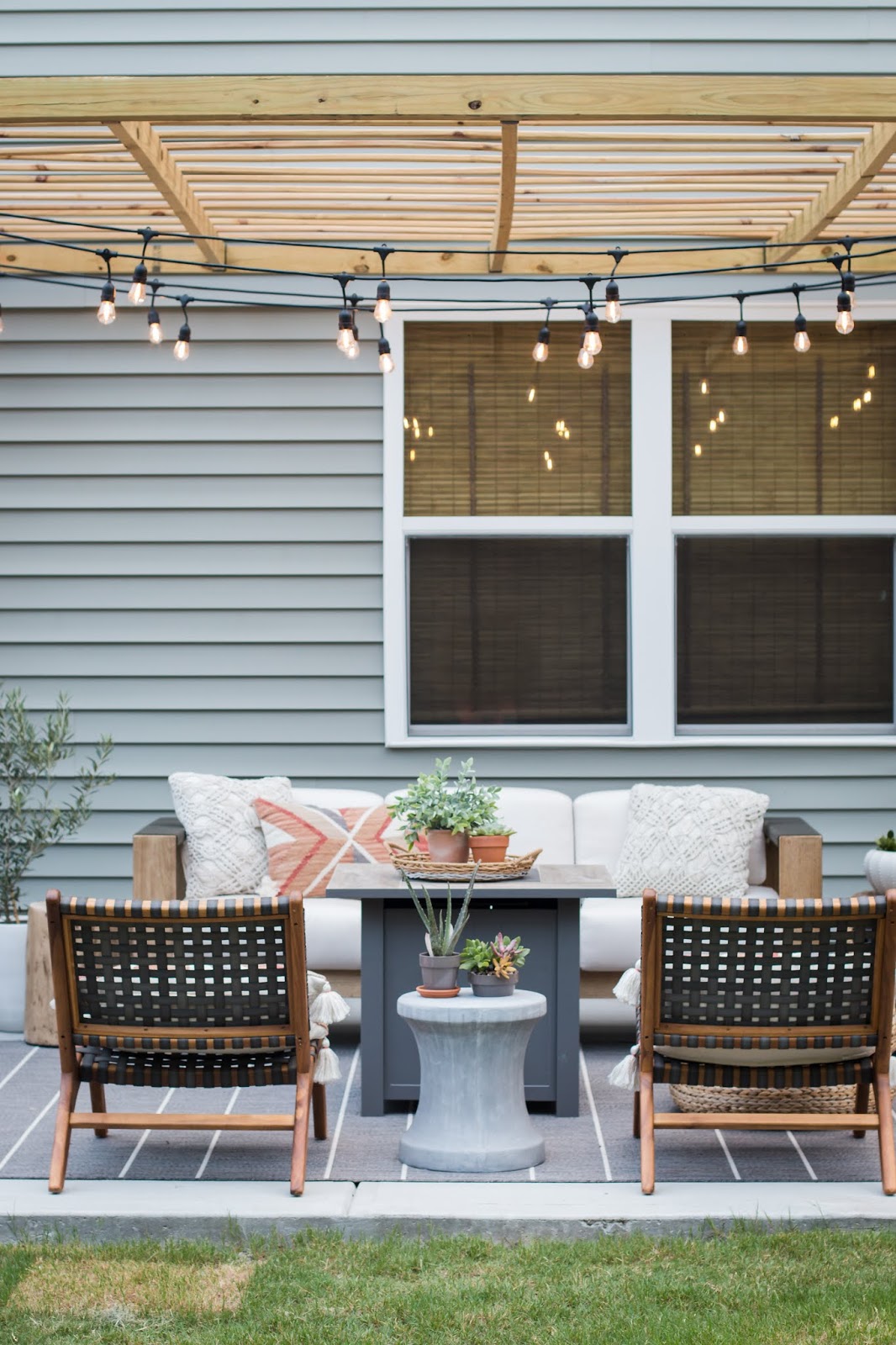 A Builder Basic Concrete Slab, Turned Pretty Patio Part I Pretty Real