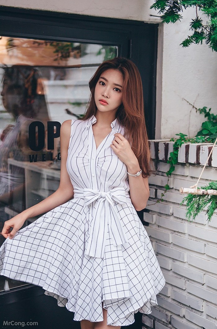 Beautiful Park Jung Yoon in fashion photoshoot in June 2017 (496 photos) photo 18-9
