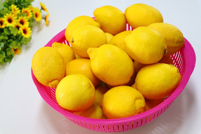 حفظ وتخزين الليمون بطريقتين لأطول فترة ممكن في الثلاجة مدة تصل الى 4 شهور وأكثر بنفس اللون والطعم مجربه خزين القارص 01