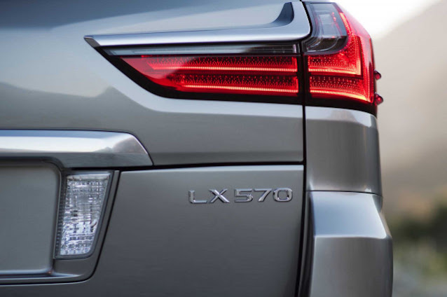 2020 Lexus LX Review