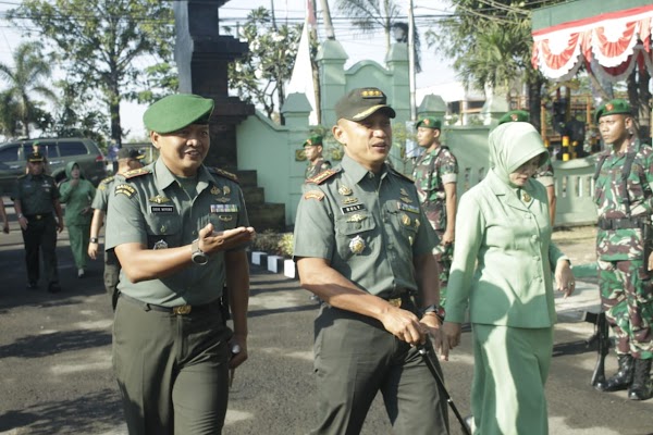 Danrem 0812/CPYJ Gelar Kunker ke Makodim 0812/Lamongan Danrem 0812/CPYJ Gelar Kunker ke Makodim 0812/Lamongan