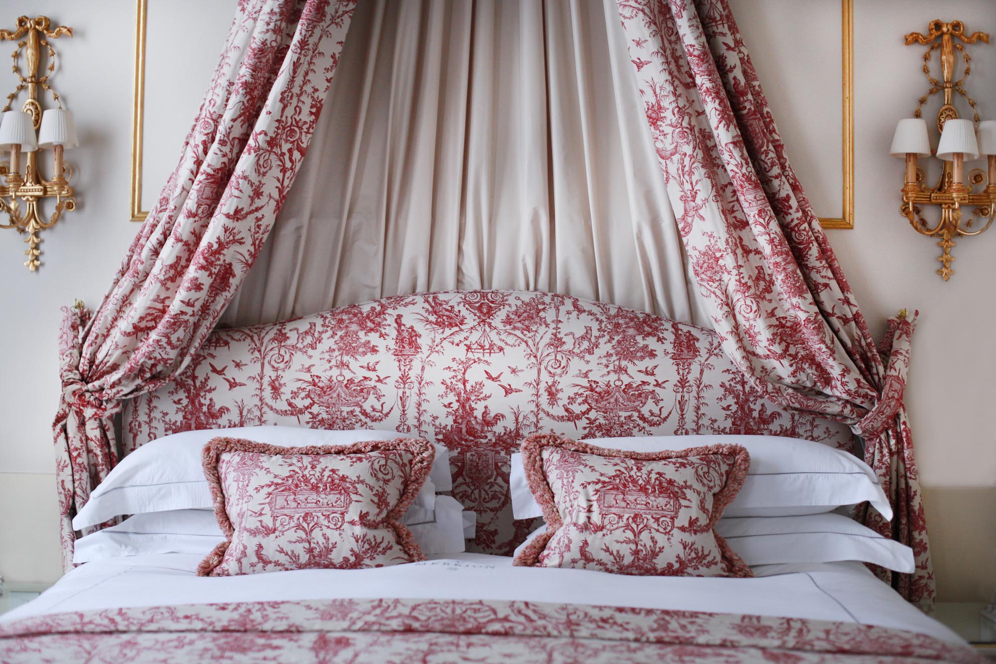 Weekday Wanderlust | Décor Inspiration: The Merrion Hotel, Dublin