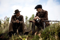  Charlie Hunnam and Tom Holland in The Lost City of Z (20)
