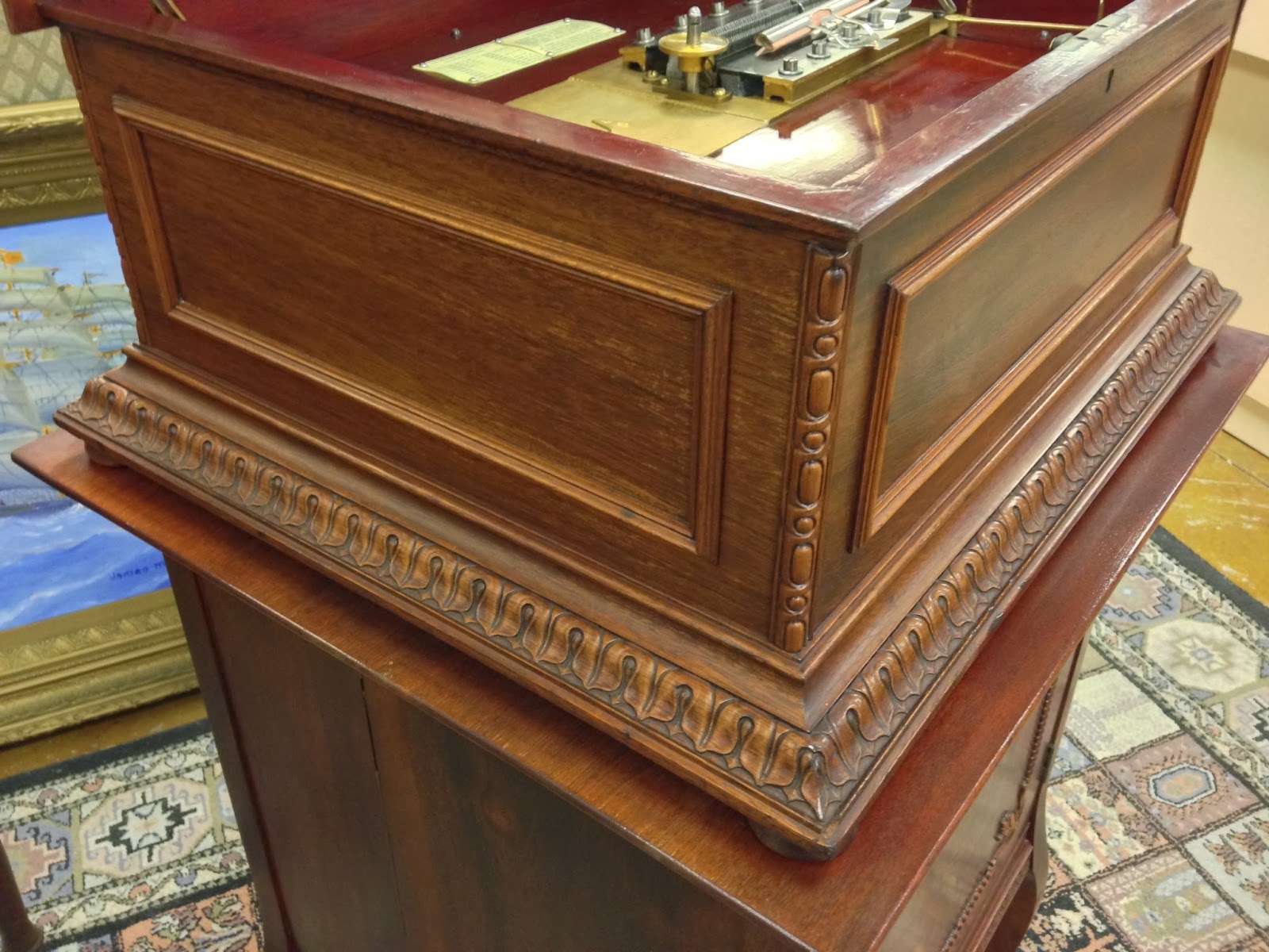 Antiques, Art, and Collectibles Antique Regina Music Box with Regina