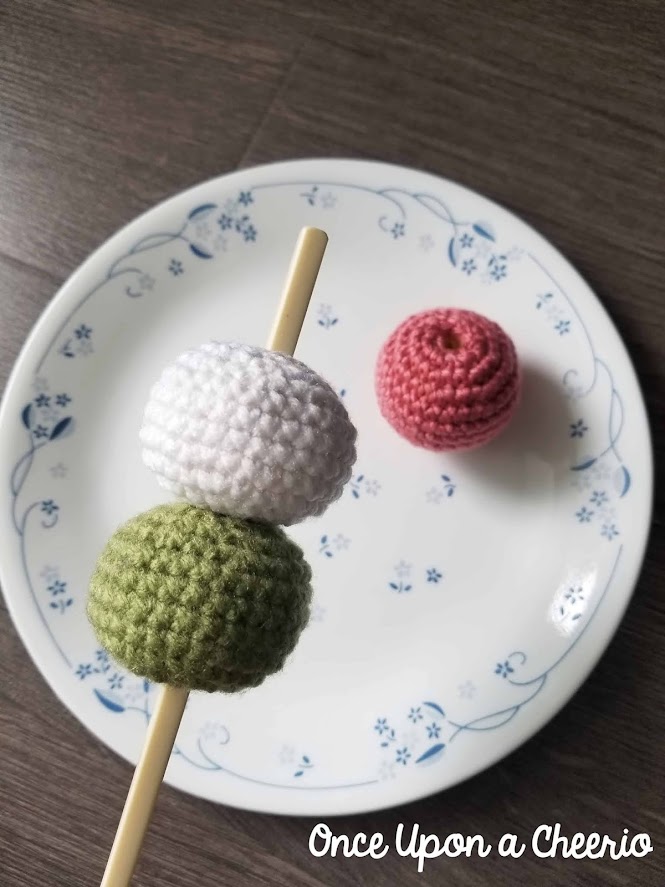 Japanese Dango Amigurumi Food FREE Crochet Pattern Japanese Dango Amigurumi Food FREE Crochet Pattern