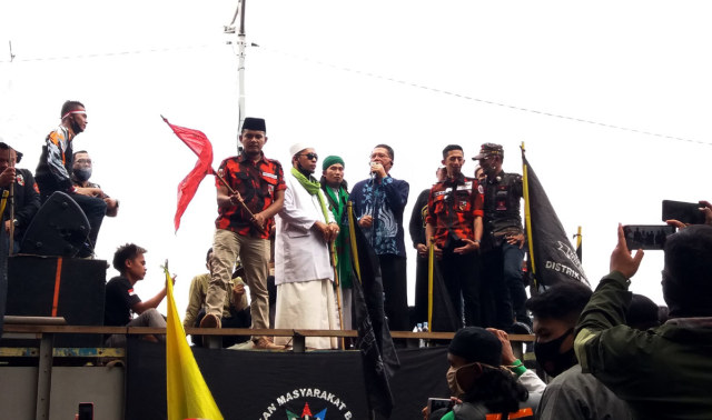 Didatangi Massa Gabungan, Politisi PDIP Majalengka Sepakat Tolak RUU HIP Didatangi Massa Gabungan, Politisi PDIP Majalengka Sepakat Tolak RUU HIP
