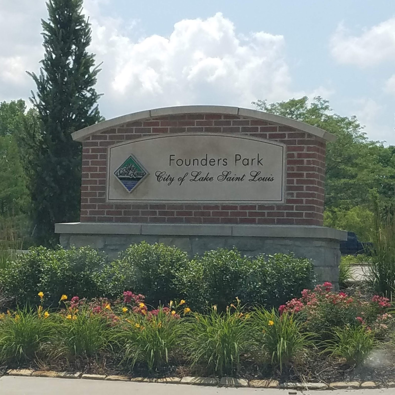 Play St. Louis Founders Park, Lake St. Louis